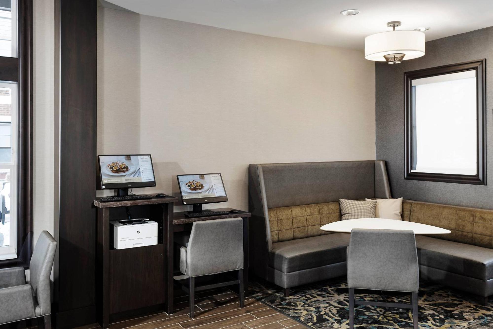 Residence Inn By Marriott Milwaukee Brookfield Extérieur photo