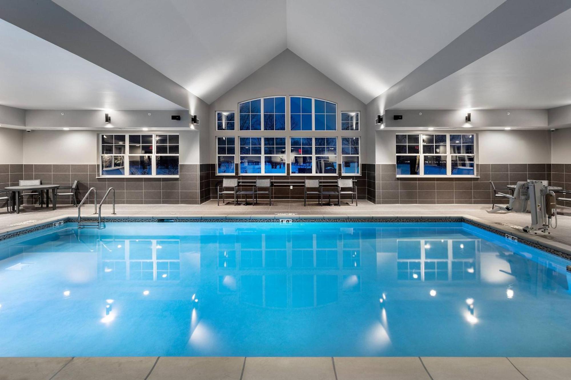 Residence Inn By Marriott Milwaukee Brookfield Extérieur photo